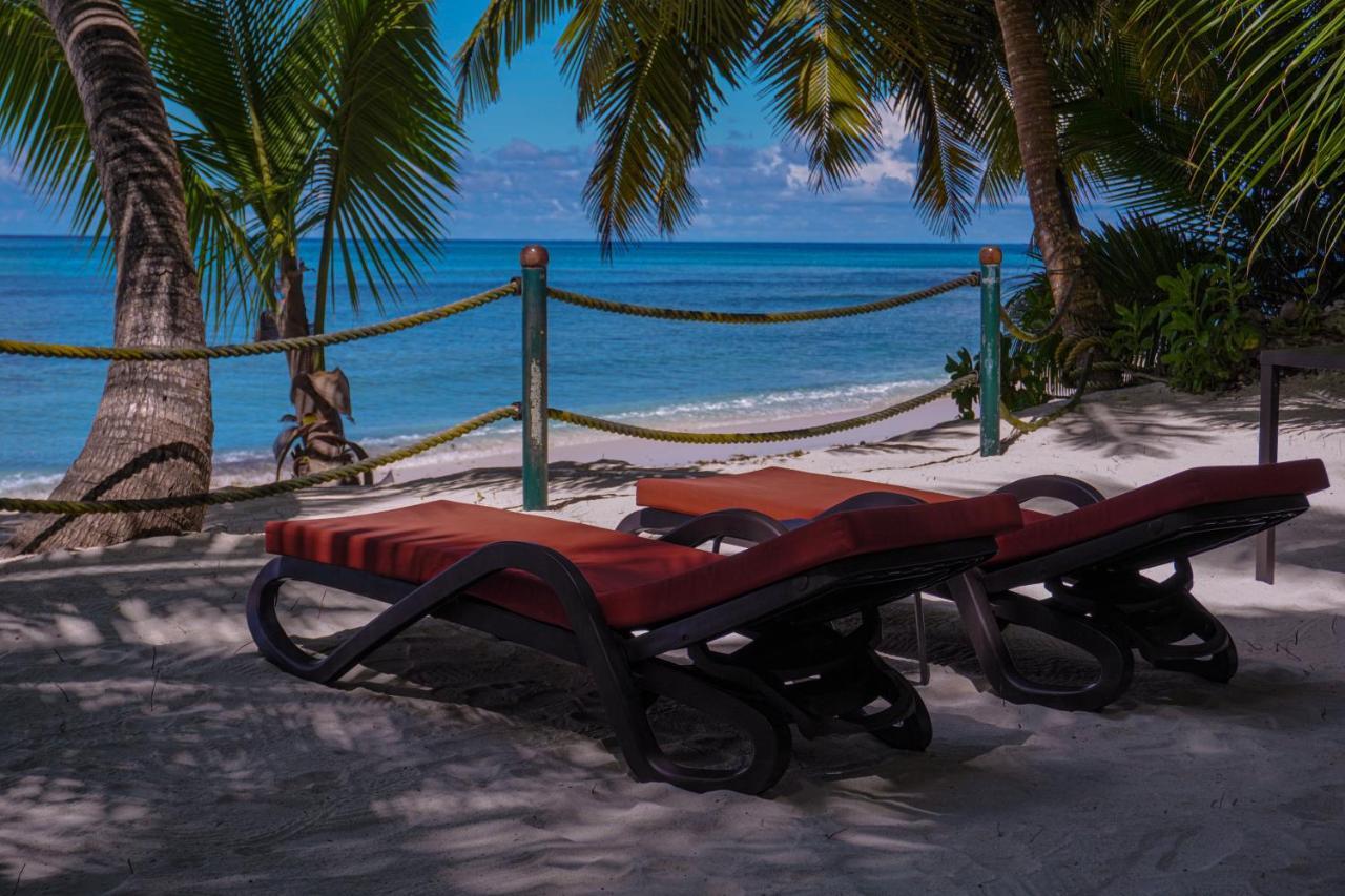 Anse Kerlan Beach Chalets エクステリア 写真